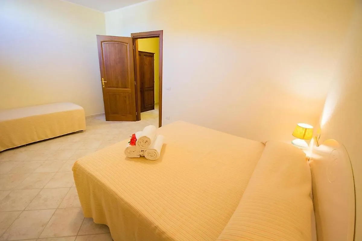 شقة Relaxing Le Residenze Del Maria Rosaria Num2215 أروسييْ 0*,